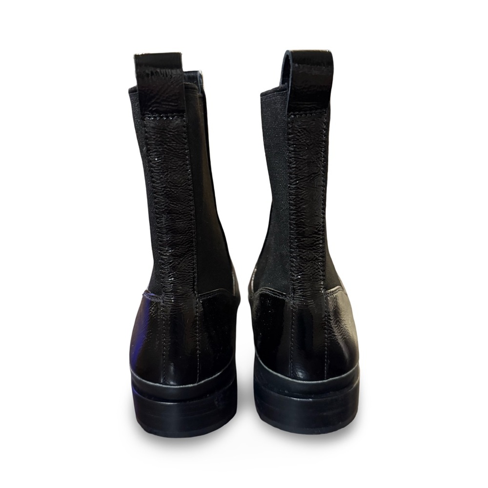 NEW Vince Cecyl Black Patent Leather Chelsea Boots 9M Pull On Ankle - Picture 4 of 6